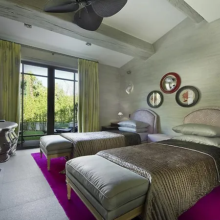 Peninsula Tropez Villa *